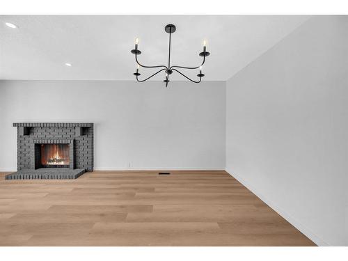 741 120 Avenue Sw, Calgary, AB - Indoor With Fireplace