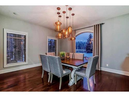 116 Posthill Drive Sw, Calgary, AB - Indoor Photo Showing Dining Room