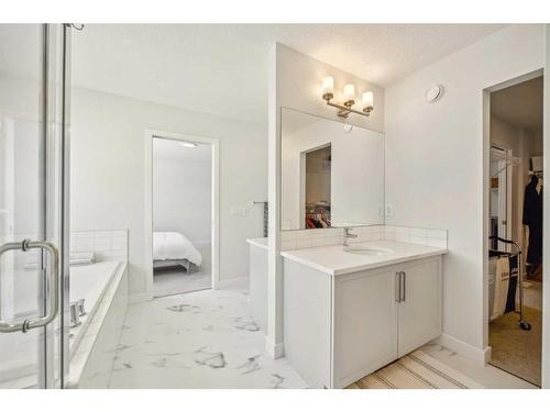 247 Precedence Hill, Cochrane, AB - Indoor Photo Showing Bathroom