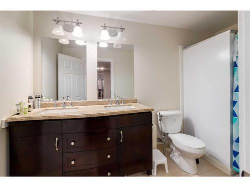 2316 State Road Sw, Calgary, AB - Indoor Photo Showing Bathroom