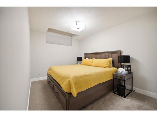 5103 18 Avenue Nw, Calgary, AB - Indoor Photo Showing Bedroom