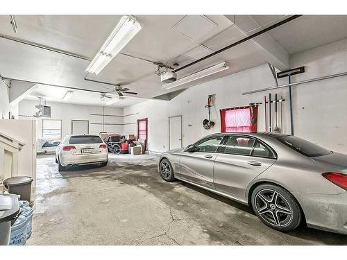 12940 Candle Crescent Sw, Calgary, AB - Indoor Photo Showing Garage