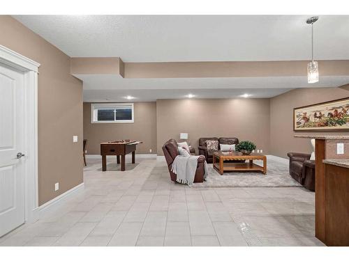2031 5 Avenue Nw, Calgary, AB - Indoor Photo Showing Other Room