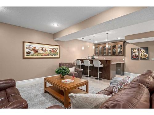 2031 5 Avenue Nw, Calgary, AB - Indoor Photo Showing Living Room