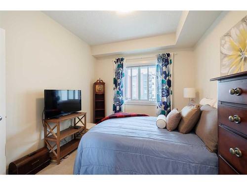 211-4 Sage Hill Terrace Nw, Calgary, AB - Indoor Photo Showing Bedroom
