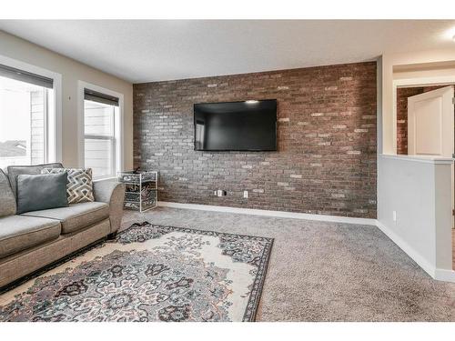 654 Marina Drive, Chestermere, AB - Indoor Photo Showing Living Room