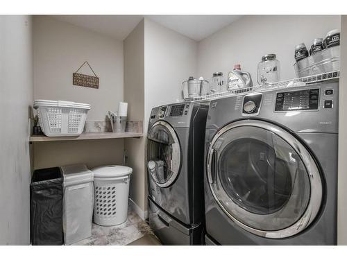 654 Marina Drive, Chestermere, AB - Indoor Photo Showing Laundry Room