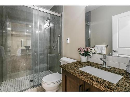 654 Marina Drive, Chestermere, AB - Indoor Photo Showing Bathroom