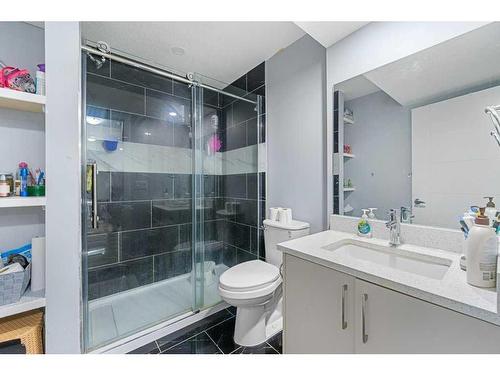 13 Cityspring Common Ne, Calgary, AB - Indoor Photo Showing Bathroom