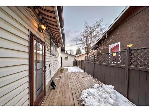 504 Penworth Drive Se, Calgary, AB - Outdoor With Deck Patio Veranda With Exterior