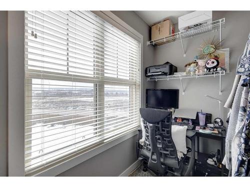 1704-32 Horseshoe Crescent, Cochrane, AB - Indoor Photo Showing Other Room