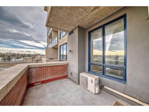 312-8880 Horton Road Sw, Calgary, AB - Outdoor With Balcony With Exterior