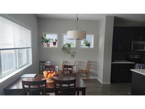 146 Marquis Common Se, Calgary, AB - Indoor Photo Showing Dining Room
