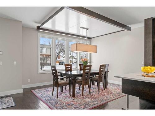2703 1 Avenue Nw, Calgary, AB - Indoor Photo Showing Dining Room