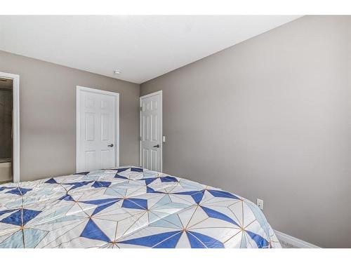 .-209 Cityscape Boulevard, Calgary, AB - Indoor Photo Showing Bedroom