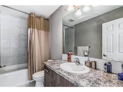 209 Cityscape Boulevard Ne, Calgary, AB - Indoor Photo Showing Bathroom