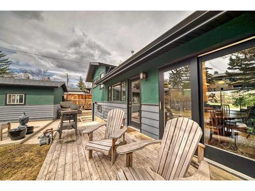 213 Wildwood Drive Sw, Calgary, AB - Outdoor With Deck Patio Veranda With Exterior