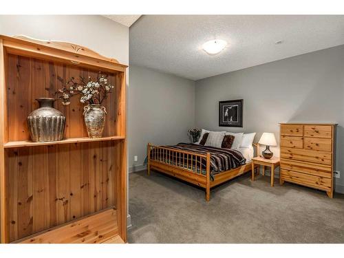 264390 Forestry Trunk Road, Rural Rocky View County, AB - Indoor Photo Showing Bedroom