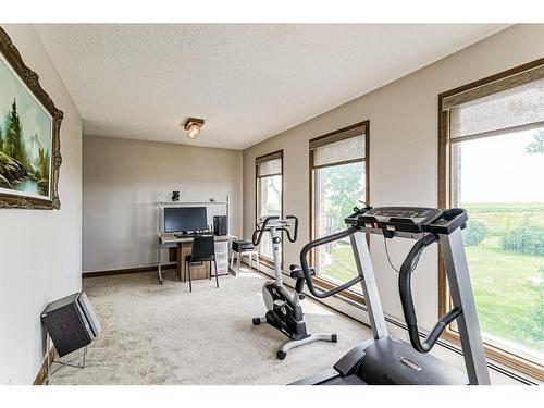 17200 Centre Street Ne, Calgary, AB - Indoor Photo Showing Gym Room