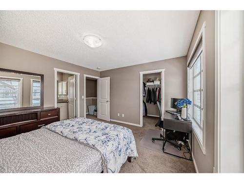 163 Savanna Grove Ne, Calgary, AB - Indoor Photo Showing Bedroom