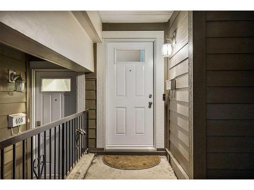 607-13104 Elbow Drive Sw, Calgary, AB -  Photo Showing Other Room