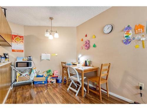 607-116 3 Avenue Se, Calgary, AB - Indoor Photo Showing Dining Room