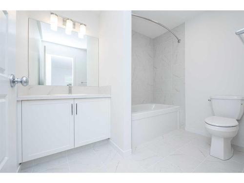 160 Chelsea Glen, Chestermere, AB - Indoor Photo Showing Bathroom