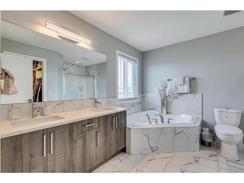 173 Baysprings Gardens Sw, Airdrie, AB - Indoor Photo Showing Bathroom
