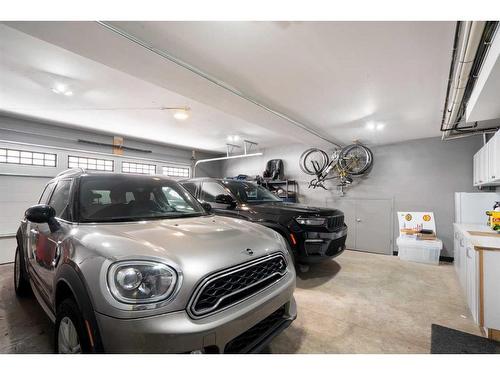 5 Highland Ranch Estates, Rural Foothills County, AB - Indoor Photo Showing Garage