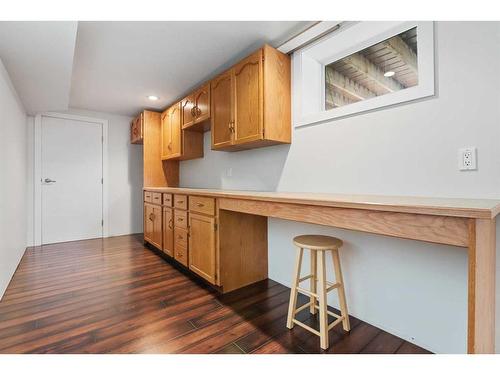 4301 39 Avenue, Ponoka, AB - Indoor Photo Showing Kitchen