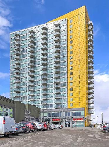 1506-3820 Brentwood Road Nw, Calgary, AB - Outdoor With Balcony With Facade