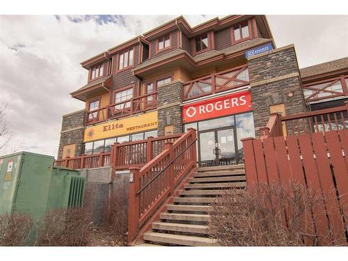 202-743 Railway Avenue, Canmore, AB - Outdoor With Balcony