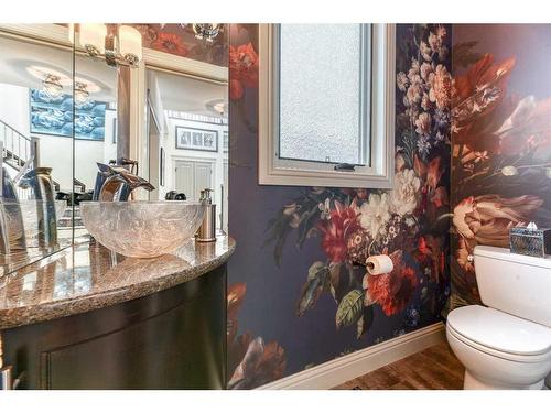 139 Valhalla Crescent Nw, Calgary, AB - Indoor Photo Showing Bathroom