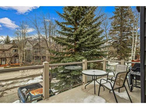 2-817 5Th Street, Canmore, AB - Outdoor