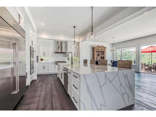 276 Cranbrook Point Se, Calgary, AB - Indoor Photo Showing Kitchen With Upgraded Kitchen