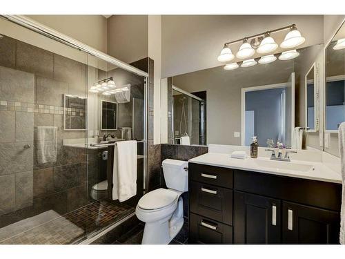 67 Prestwick Gardens Se, Calgary, AB - Indoor Photo Showing Bathroom