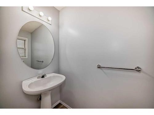 58 Martinbrook Link Ne, Calgary, AB - Indoor Photo Showing Bathroom