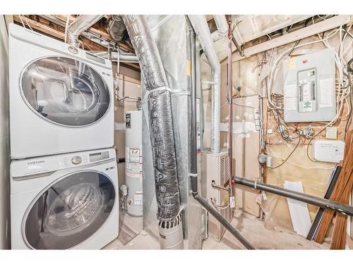 58 Martinbrook Link Ne, Calgary, AB - Indoor Photo Showing Laundry Room