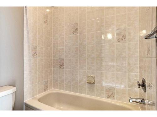 266077 21 Street West, Rural Foothills County, AB - Indoor Photo Showing Bathroom