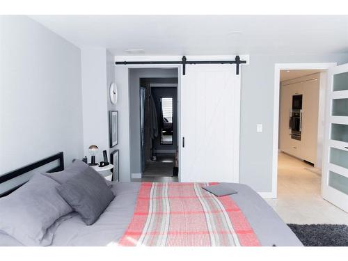 1408-1108 6 Avenue Sw, Calgary, AB - Indoor Photo Showing Bedroom