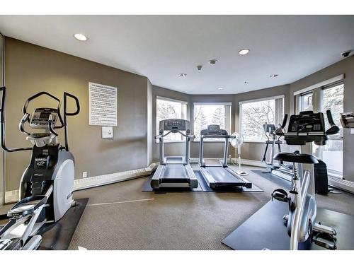 1408-1108 6 Avenue Sw, Calgary, AB - Indoor Photo Showing Gym Room