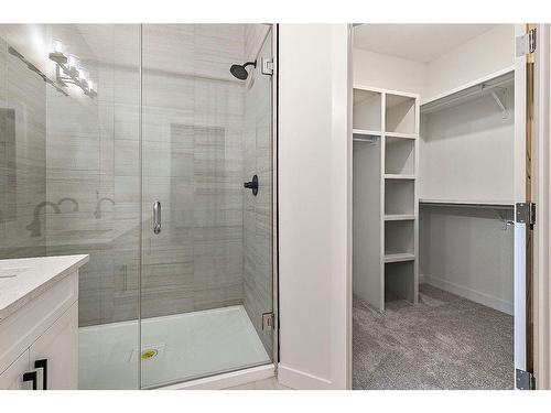 11 Drake Landing Square, Okotoks, AB - Indoor Photo Showing Bathroom