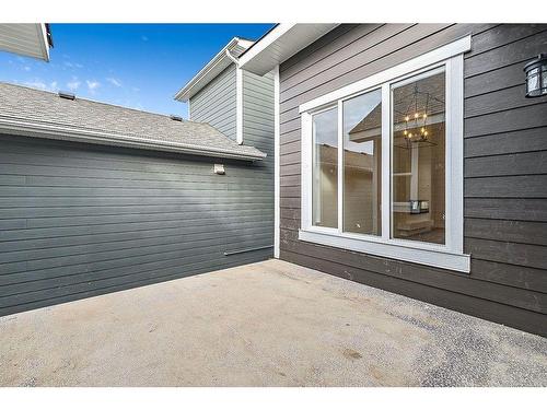 11 Drake Landing Square, Okotoks, AB - Indoor Photo Showing Other Room