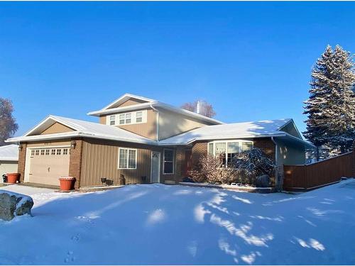 6011 Dalcastle Crescent Nw, Calgary, AB - Outdoor