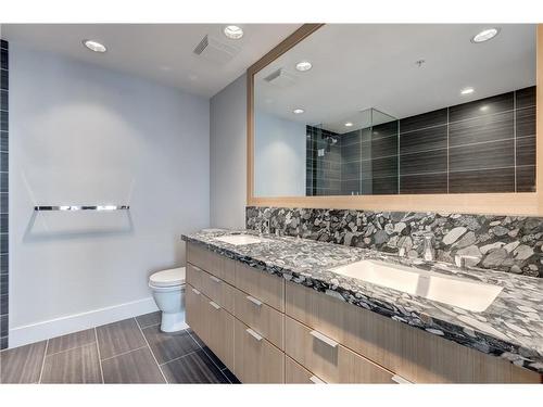 505-510 6 Avenue Se, Calgary, AB - Indoor Photo Showing Bathroom