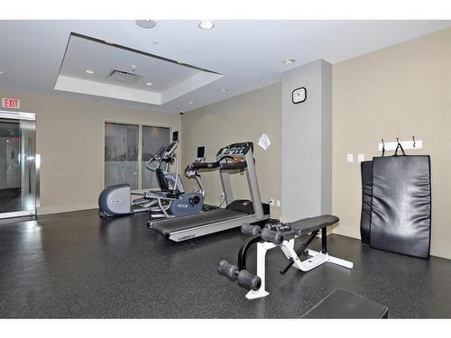 1102-1118 12 Avenue Sw, Calgary, AB - Indoor Photo Showing Gym Room