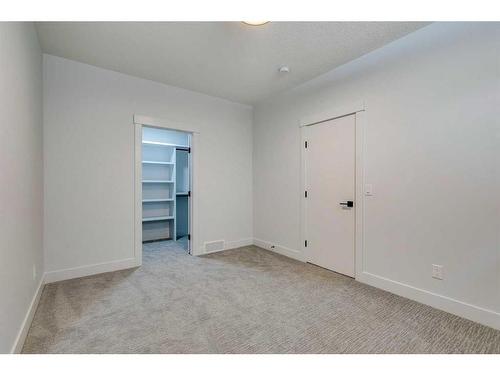 1707 19 Avenue Nw, Calgary, AB - Indoor Photo Showing Other Room