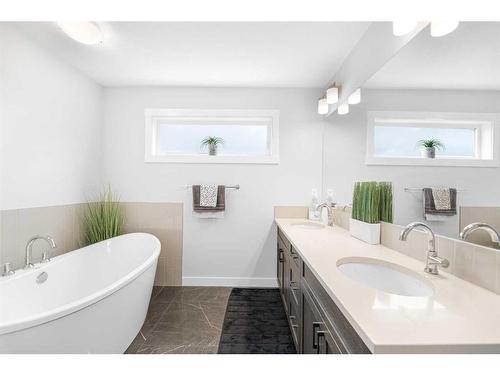 602 Creekstone Circle Sw, Calgary, AB - Indoor Photo Showing Bathroom