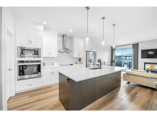 602 Creekstone Circle Sw, Calgary, AB - Indoor Photo Showing Kitchen With Upgraded Kitchen