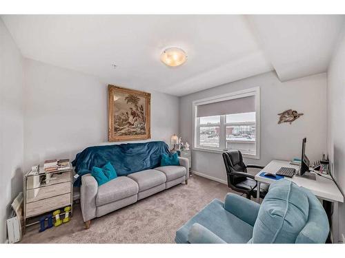 2202-10 Market Boulevard Se, Airdrie, AB - Indoor Photo Showing Living Room